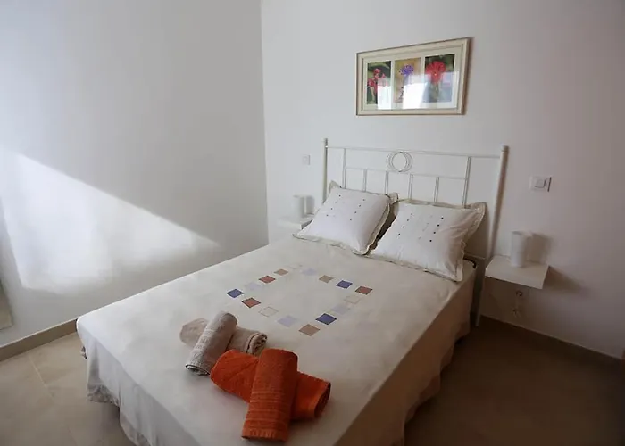 Marina Calan Blanes *