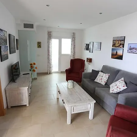 Marina Calan Blanes Nyaraló